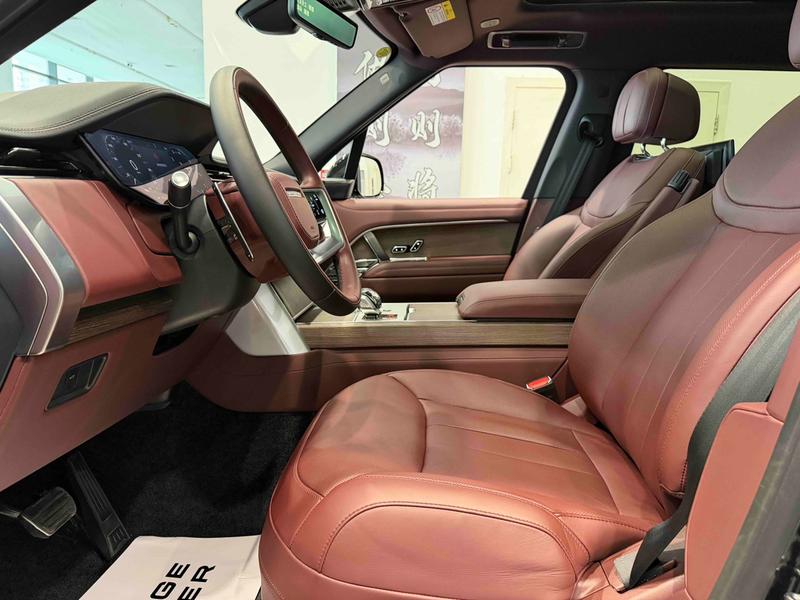 Land Rover Range Rover, 2025 — фото 10 из 12