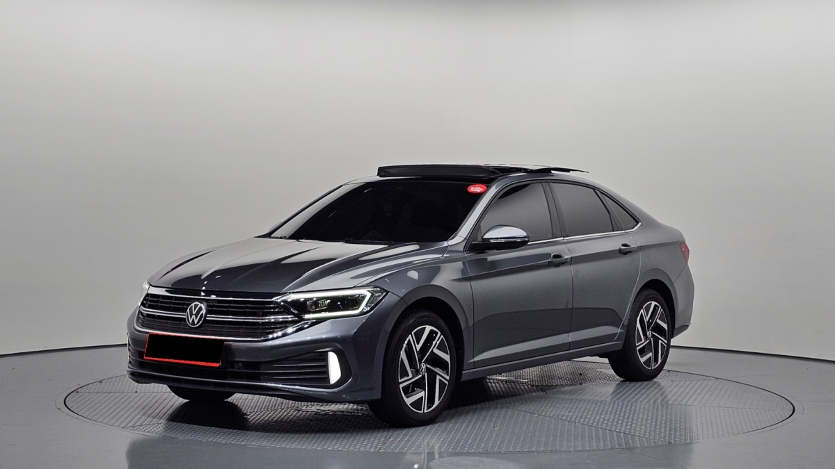 Volkswagen Jetta, 2022 — купить в Москве под ключ