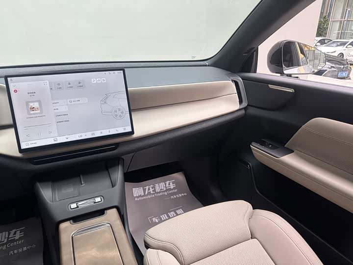 Volvo XC70 Hybrid, 2025 — фото 7 из 9