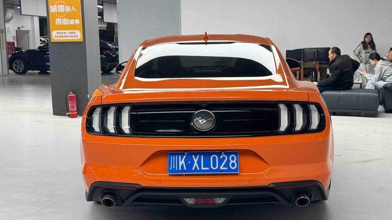 Ford Mustang, 2022 — фото 3 из 8