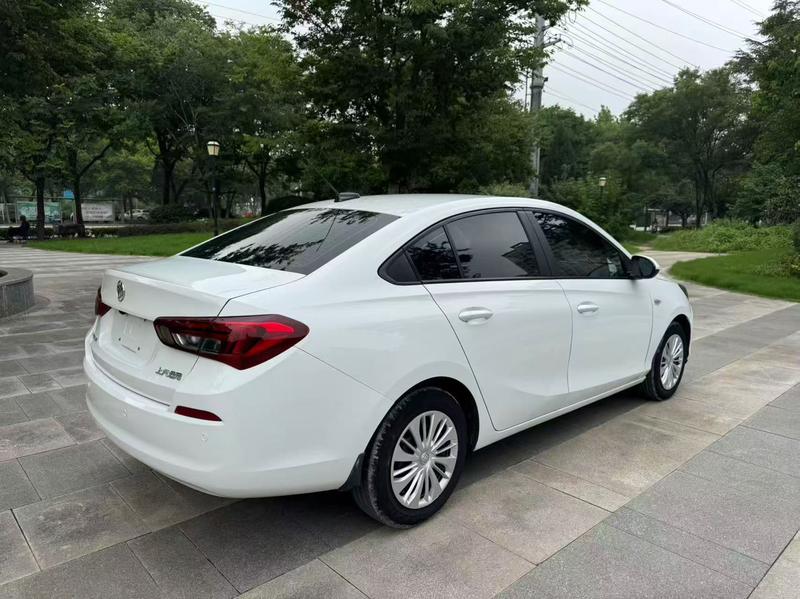 Buick Excelle, 2022 — фото 6 из 10