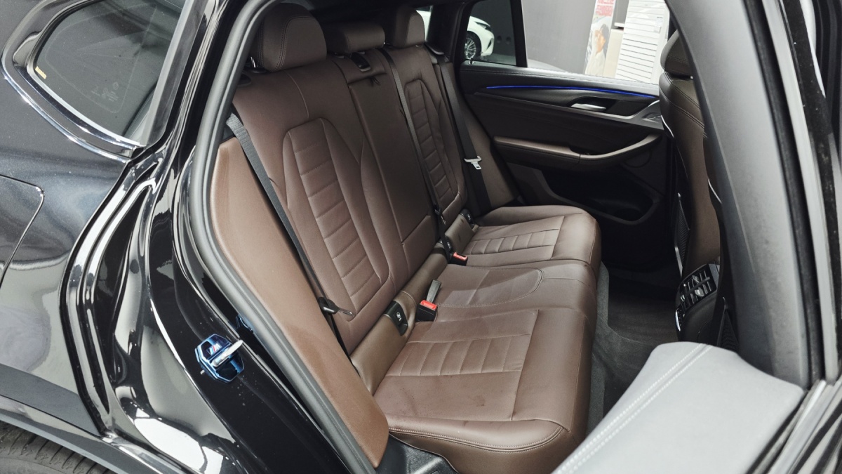 BMW X4, 2025 — фото 10 из 12