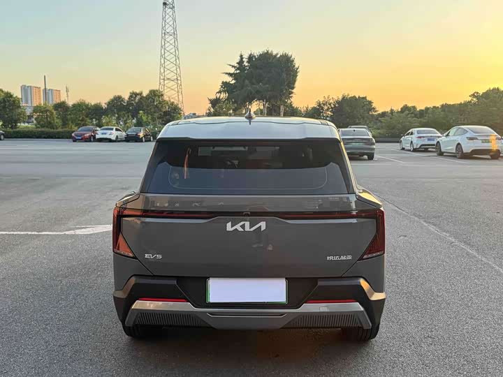 Kia EV5, 2026 — фото 3 из 9
