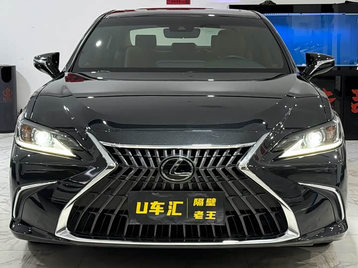 Lexus ES, 2021 — фото 2 из 9