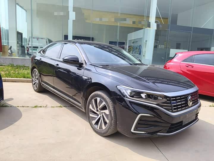 Volkswagen Passat Hybrid, 2021 — фото 4 из 9