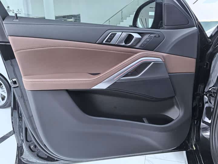BMW X6, 2022 — фото 4 из 9