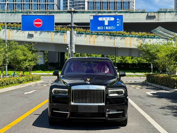 Rolls-Royce Cullinan, 2024 — купить в Ульяновске под ключ