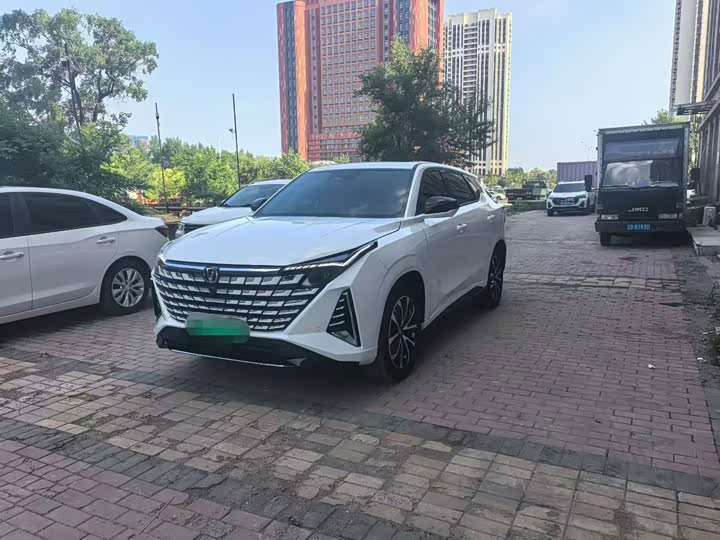 Changan UNI-Z Hybrid, 2024 — купить в Смоленске под ключ