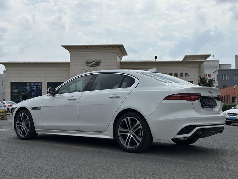 Jaguar XE L, 2024 — фото 4 из 10