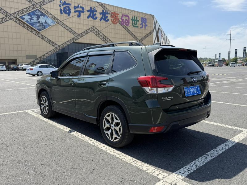 Subaru Forester, 2022 — фото 4 из 12