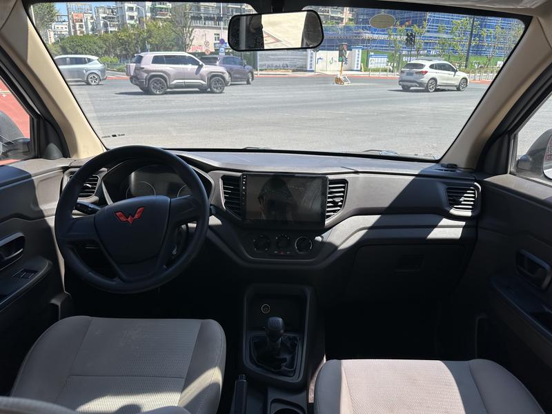 Wuling Hongguang V, 2022 — фото 9 из 12
