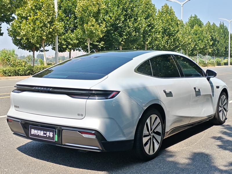 Geely Galaxy E8, 2024 — фото 6 из 10