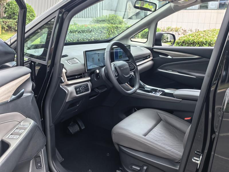 Maxus G50 Hybrid, 2025 — фото 10 из 12