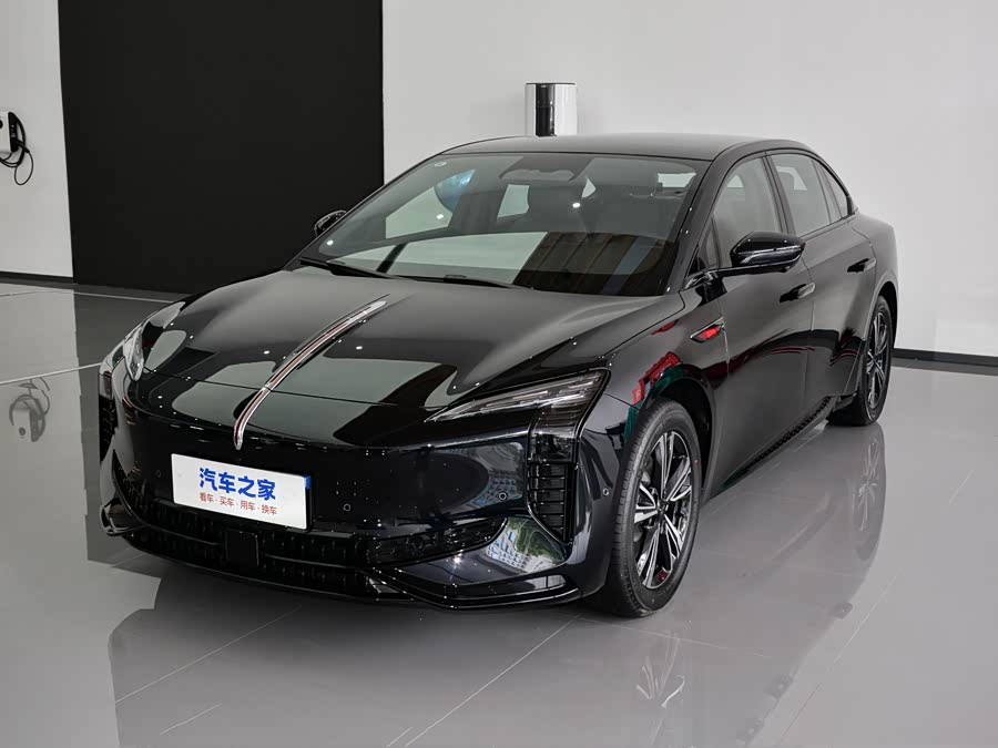 Hongqi EH7, 2026 — купить в Саранске под ключ
