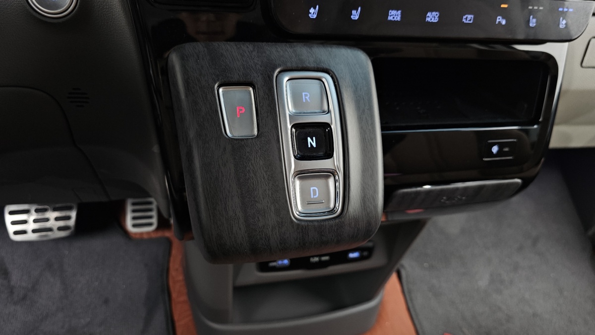 Hyundai Staria, 2022 — фото 9 из 12
