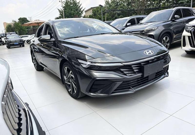 Hyundai Elantra N line, 2024 — фото 3 из 12
