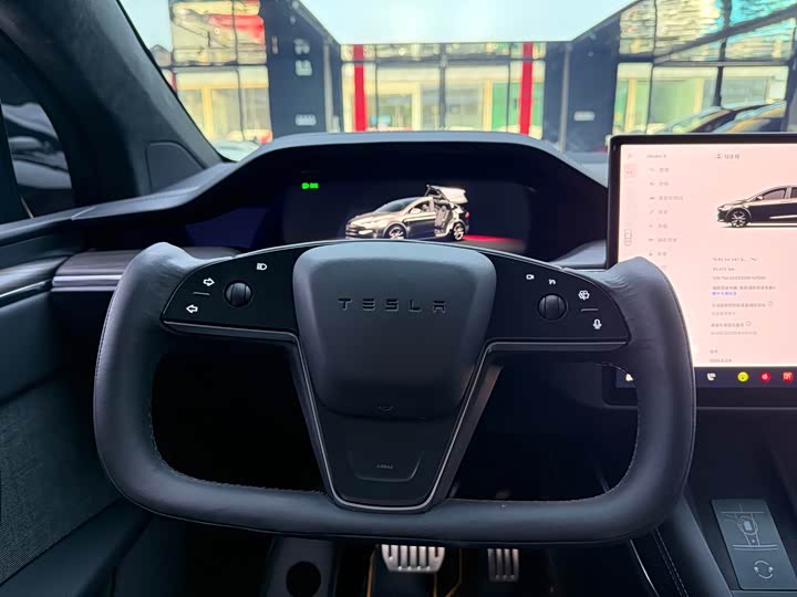 Tesla Model X, 2024 — фото 8 из 9