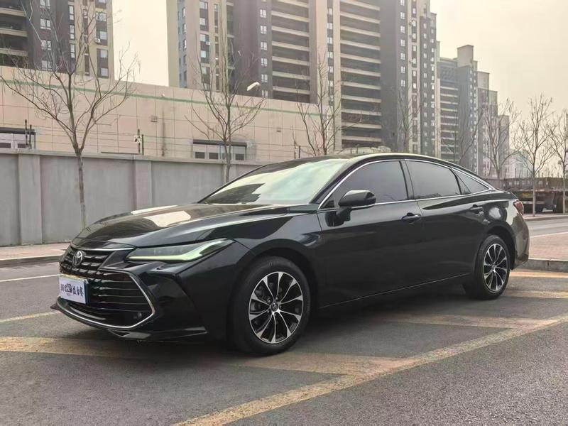 Toyota Avalon, 2022 — купить в Смоленске под ключ