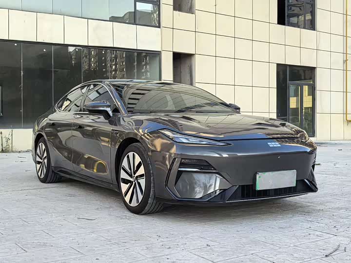 Geely Galaxy E8, 2024 — фото 3 из 9
