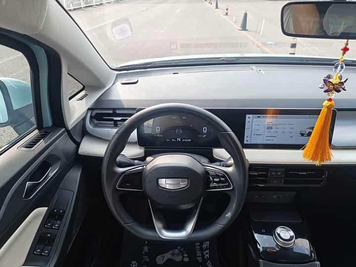 Geely Geometry E Firefly, 2024 — фото 7 из 9