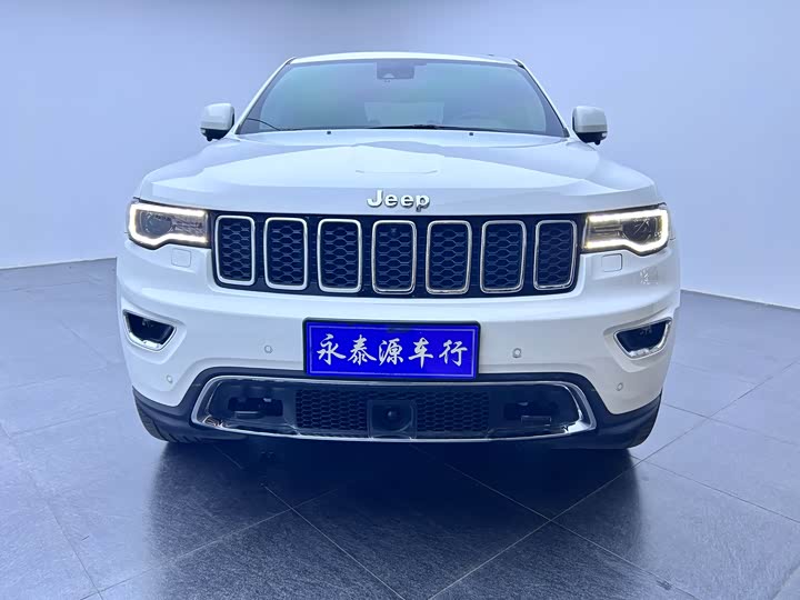 Jeep Grand Cherokee, 2023 — фото 2 из 9