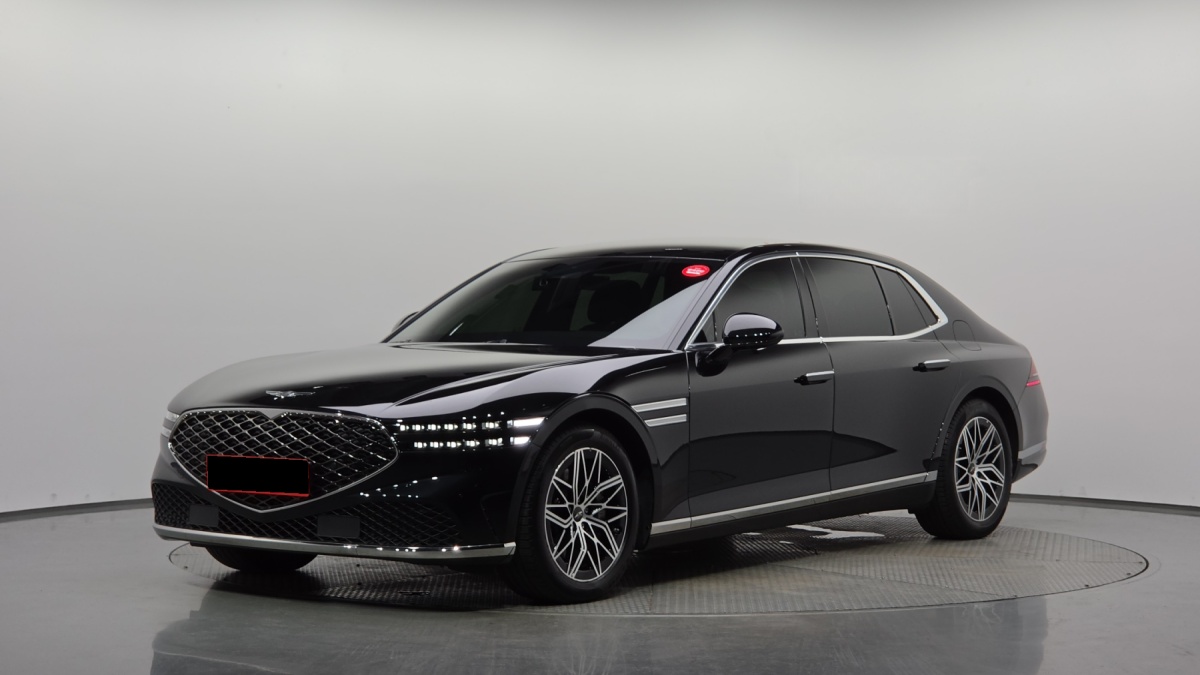 Genesis G90, 2022 — купить в Смоленске под ключ