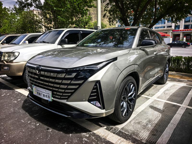 Changan UNI-Z Hybrid, 2024 — купить в Санкт-Петербурге под ключ