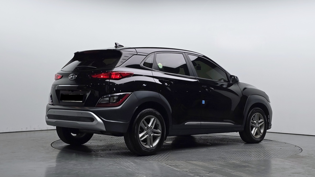 Hyundai Kona, 2022 — фото 2 из 12