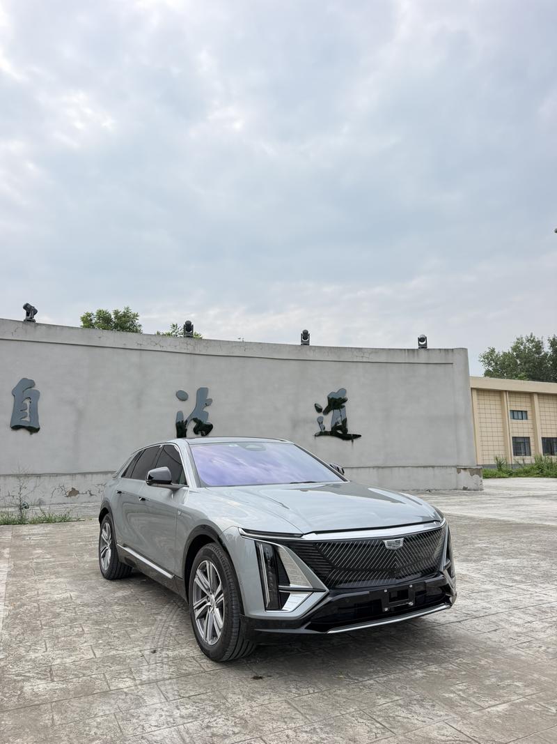Cadillac Lyriq, 2025 — фото 3 из 11