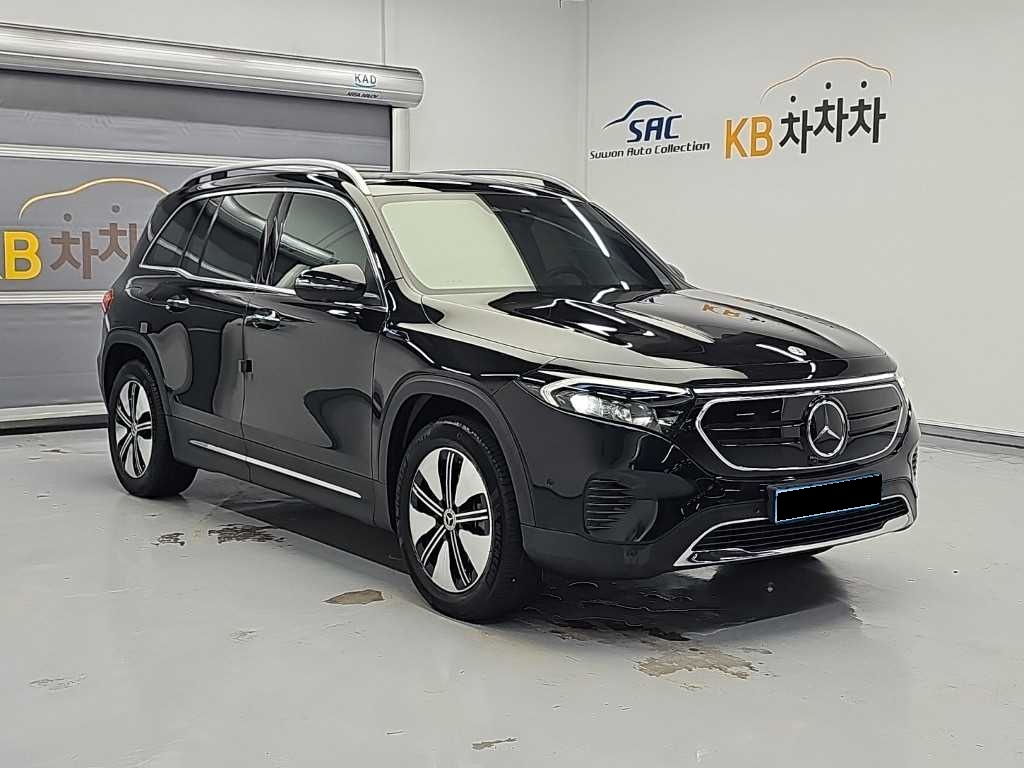 Mercedes-Benz EQB, 2023 — фото 4 из 12