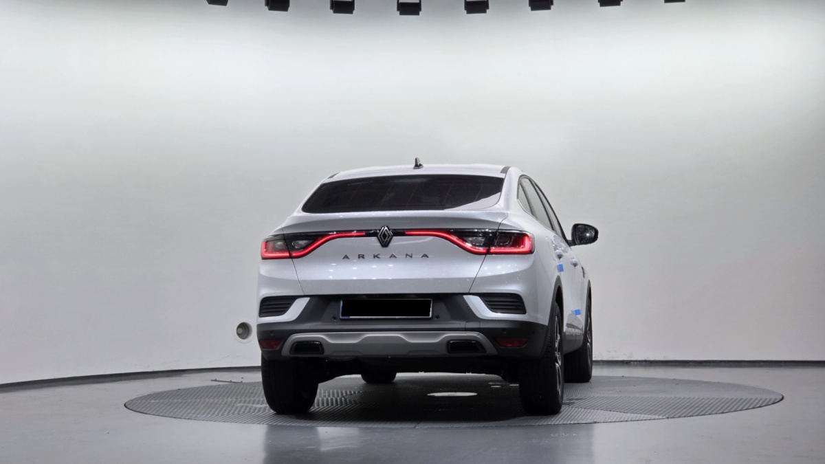 Renault Arkana, 2025 — фото 4 из 12