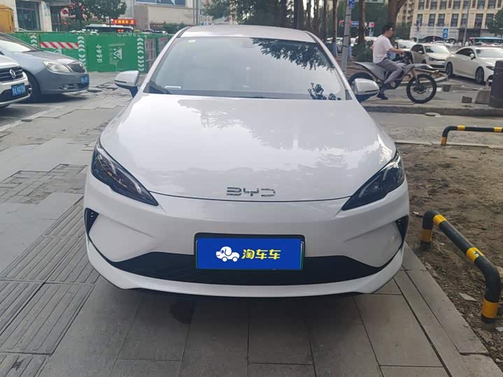 BYD Seal 05 DM-i Hybrid, 2026 — фото 2 из 9