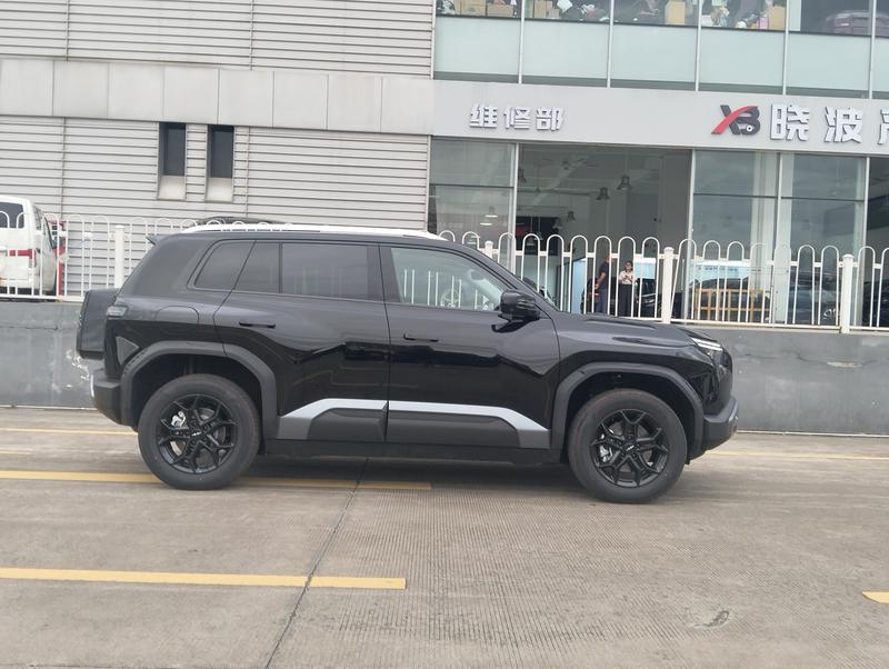 BYD FangChengBao Titanium 3 (Tai 3), 2026 — фото 7 из 12