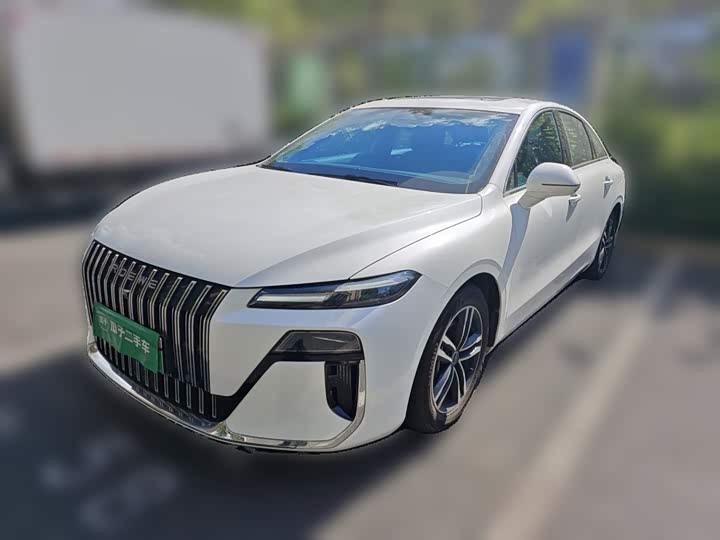 Roewe M7 DMH, 2025 — купить в Москве под ключ