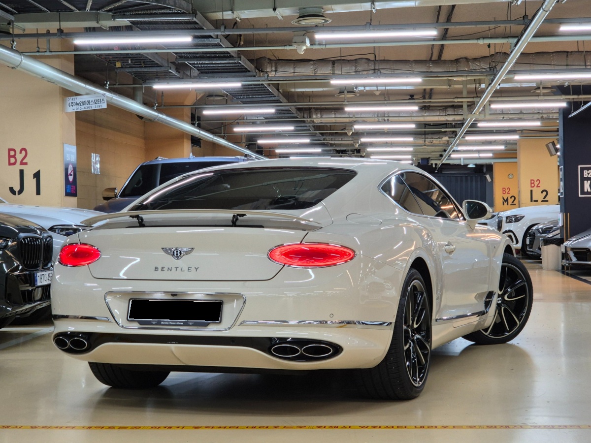 Bentley Continental GT, 2022 — фото 3 из 12