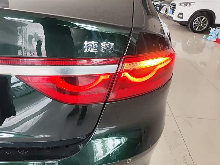 Jaguar XF L, 2023 — фото 8 из 9
