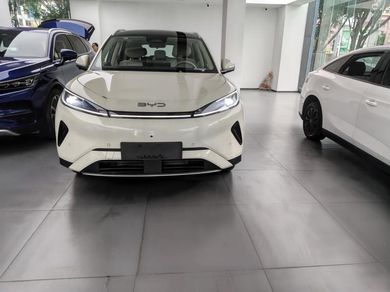 BYD Sea Lion 05 DM-i Hybrid, 2026 — фото 2 из 7