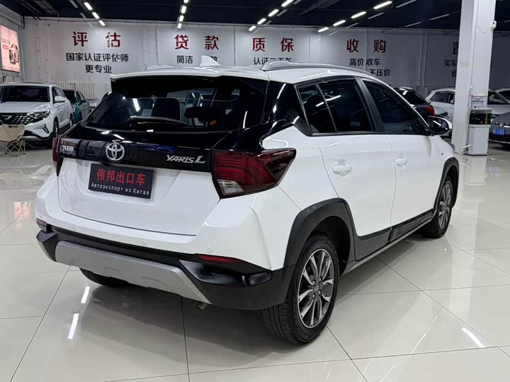 Toyota Yaris L Hatchback, 2022 — фото 6 из 9