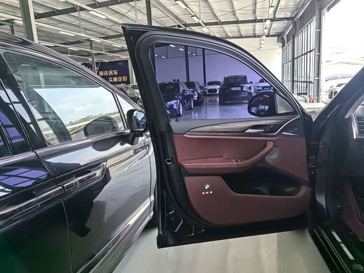 BMW X3, 2022 — фото 8 из 9