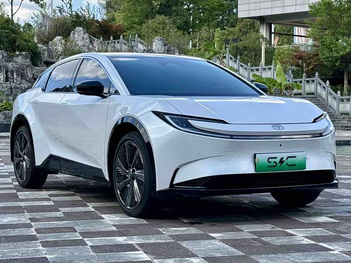 Toyota bZ5, 2026 — фото 3 из 9