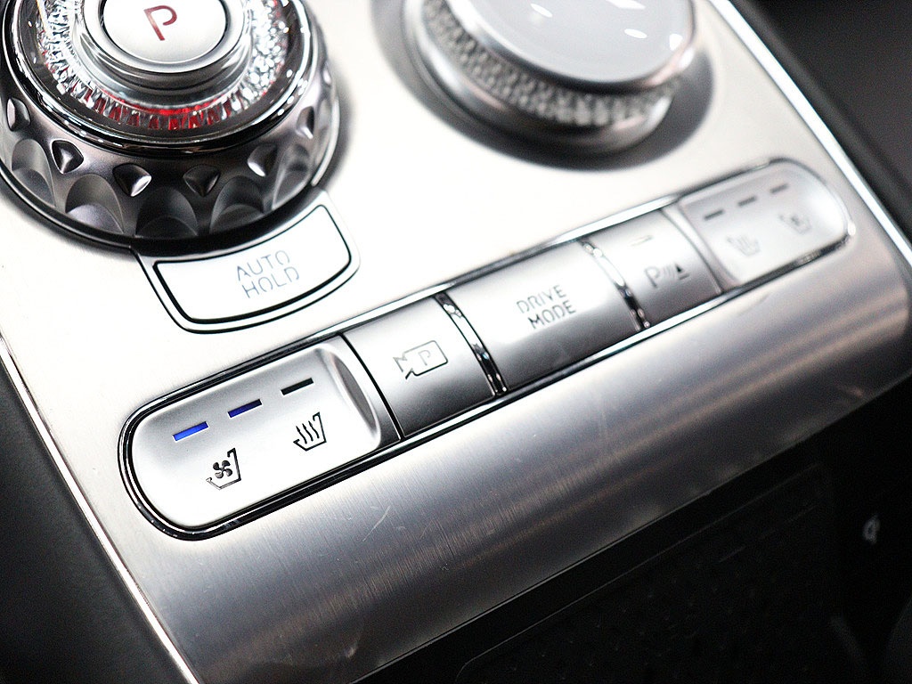 Genesis G90, 2022 — фото 8 из 12