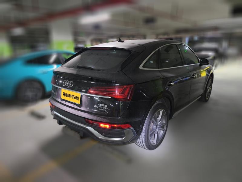 Audi Q5L Sportback, 2021 — фото 4 из 12
