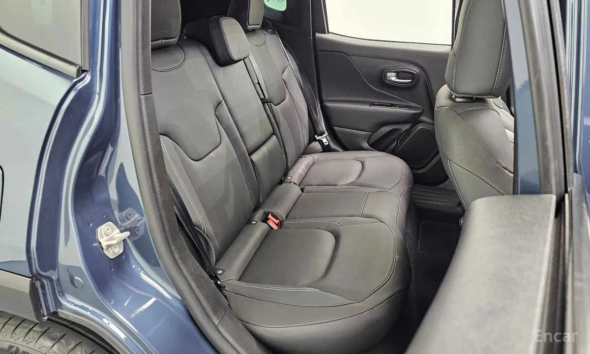 Jeep Renegade, 2023 — фото 11 из 12