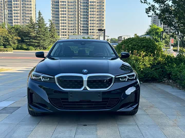 BMW i3, 2025 — фото 2 из 9
