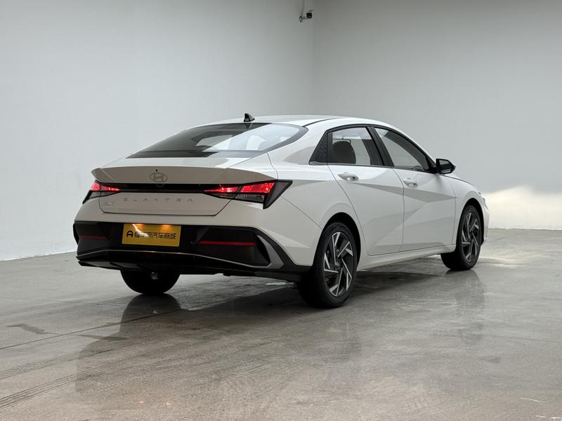 Hyundai Elantra N line, 2025 — фото 7 из 12