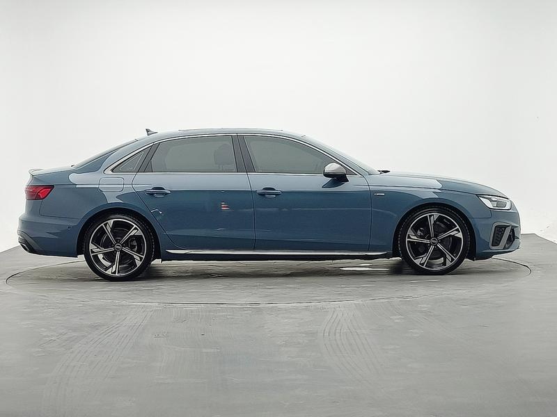 Audi A4L, 2022 — фото 8 из 12