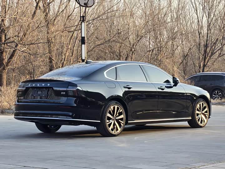 Volvo S90, 2025 — фото 5 из 9