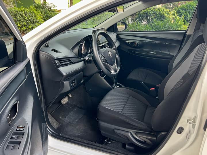 Toyota Vios, 2022 — фото 8 из 9