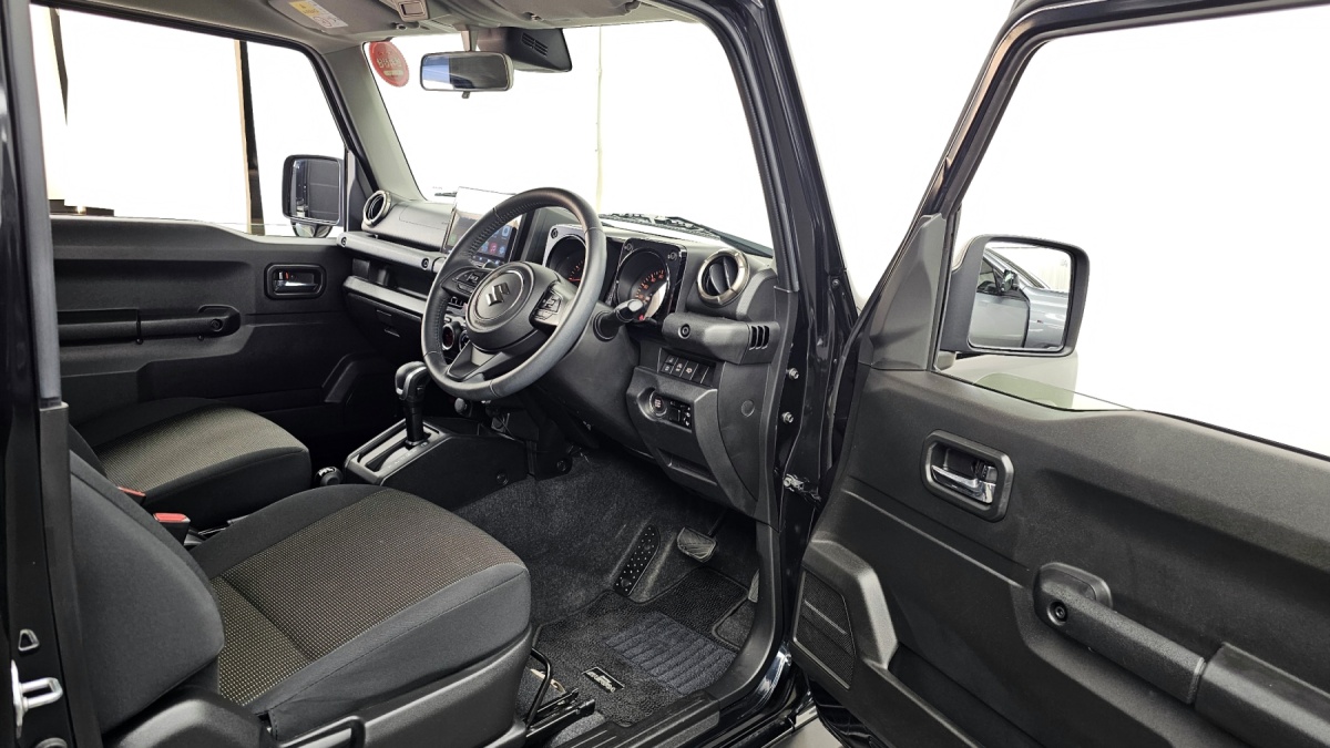 Suzuki Jimny, 2023 — фото 9 из 12