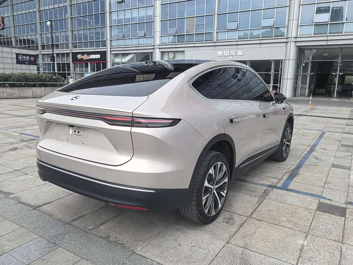 Nio EC7, 2023 — фото 7 из 9